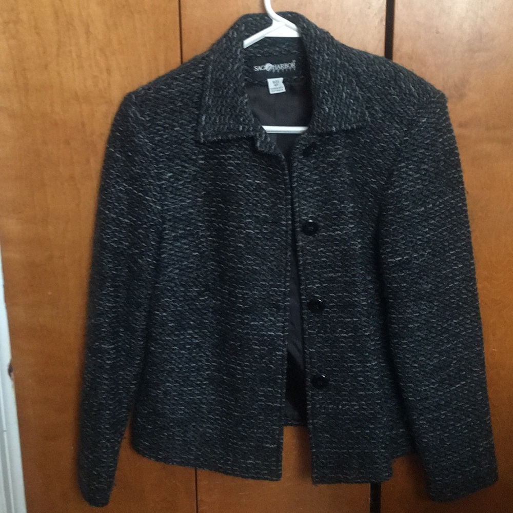 Classic boxy blazer